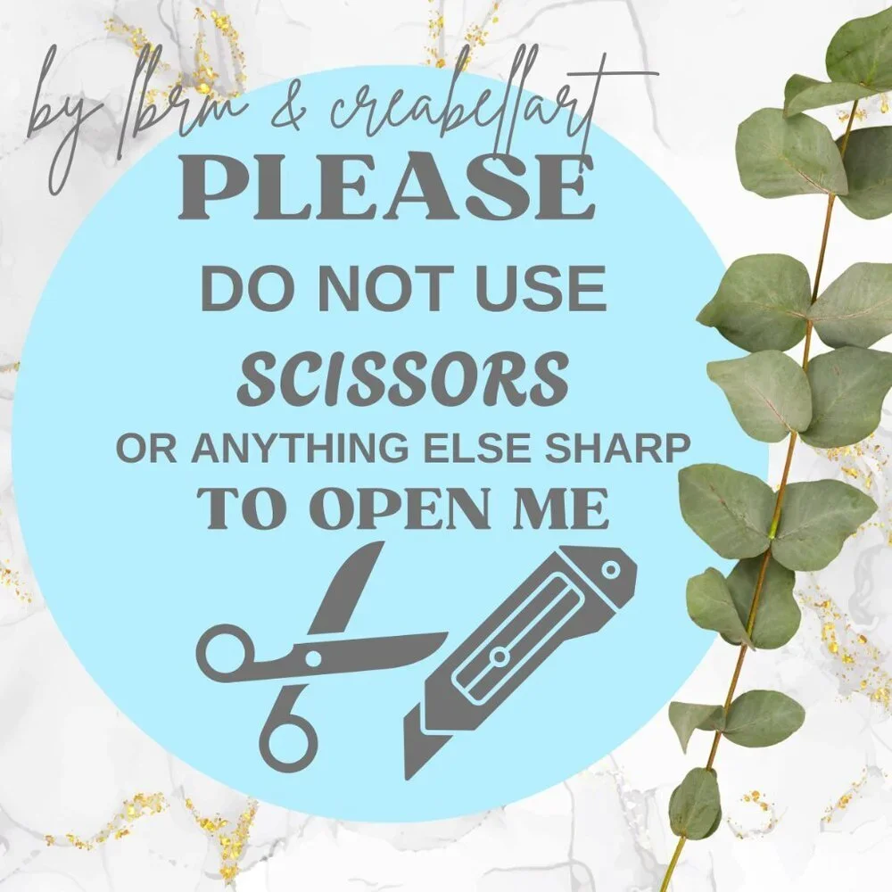 100 Please Do Not Use Scissors  - Fragile Packaging stickers labels